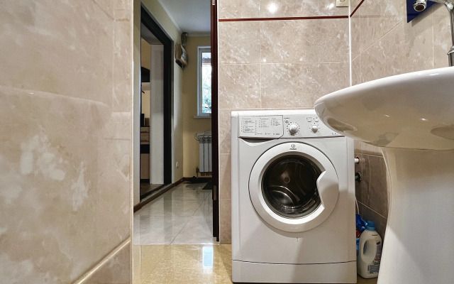 Гостевой дом Загородный таунхаус на берегу собственно водоёма