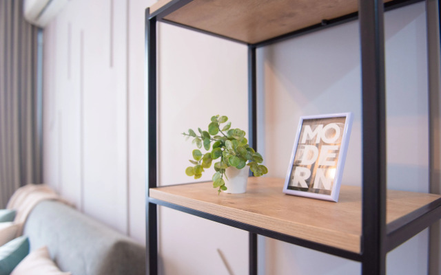 S Prekrasnym Vidom na Gorod i Park Apartments