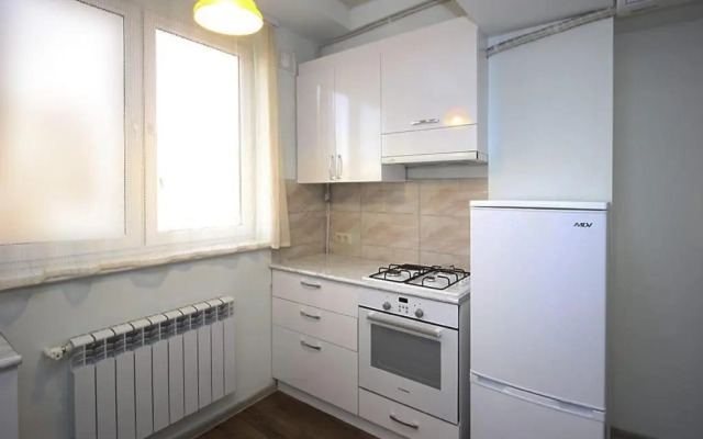89 Tryohkomnatnaya v Serdtse Erevana Flat