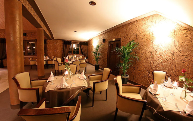 Отель Korona Park Klewinowo