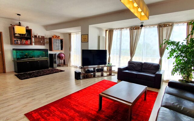 Corbeanca Penthouse Apartments