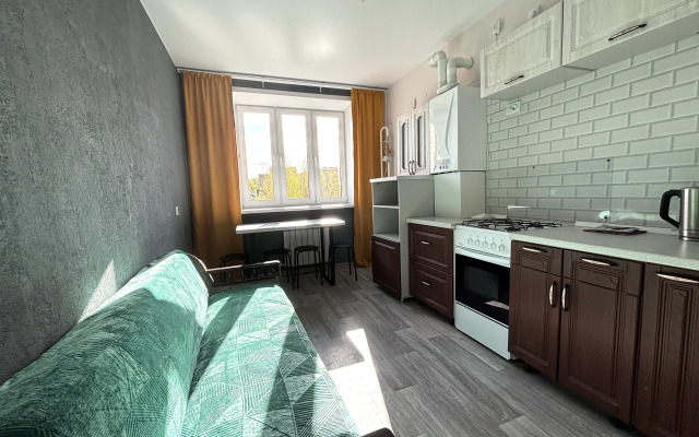 Besthome Novaya V Tikhom Rayone Flat