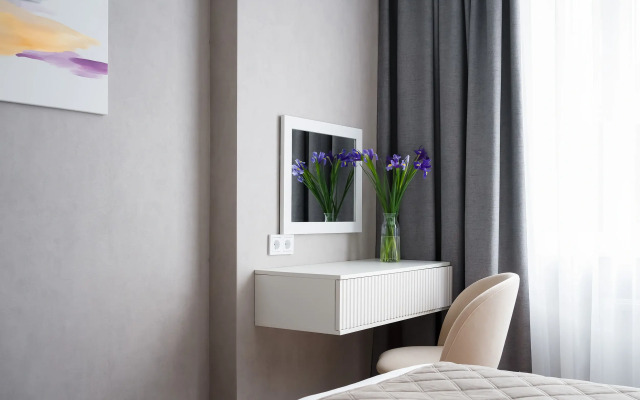 Iris by Pavlov Apartments