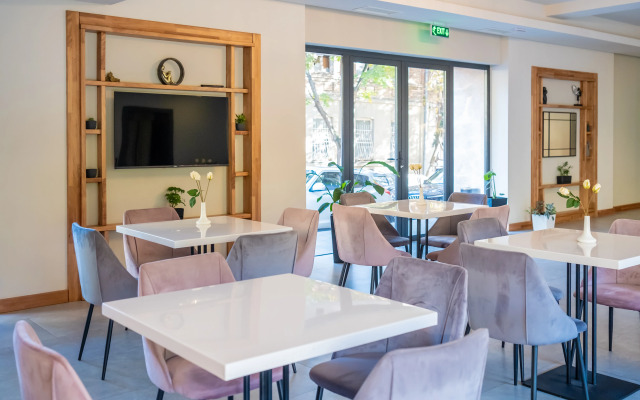 Garden Boutique Hotel