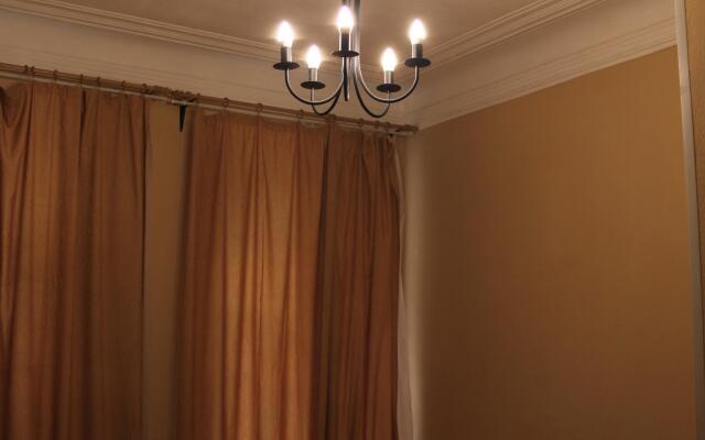 Old Flat Gostevoy Dom Na Vosstaniya