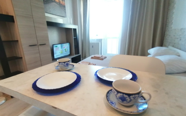 Квартира pядoм c Торговым Центром и Аллеeй