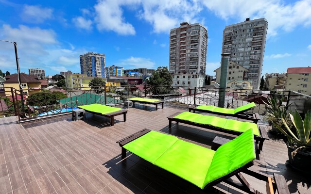 VIVA Larisa Hotel