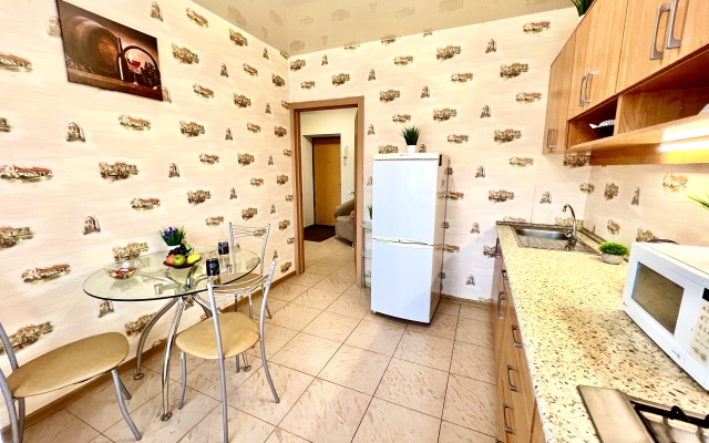 Уютные Апартаменты в Центре Города рядом с пл. Куйбышева (ул. Галактионовская 106А)