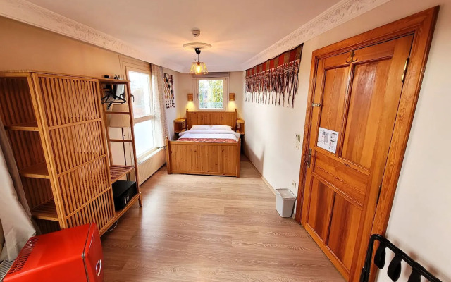 Апарт-отель Masif House