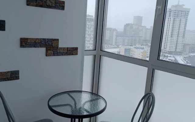 Novostrojka Pr-T Pobeditelej Chasyi Sutki I Bolee Ot Hozyaina Apartments