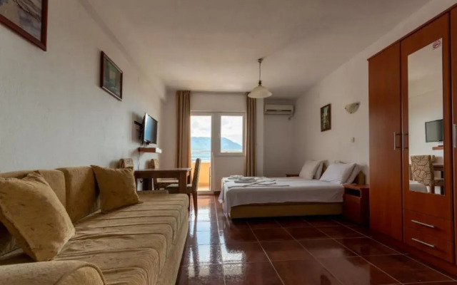 Evropa Lux Apartments