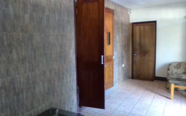 Pogas Suites Hotel