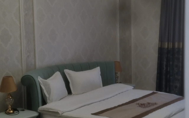 Hayat Plaza Hotel & Spa