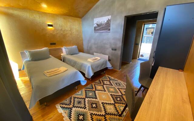 Peak Lodge Living Quarters