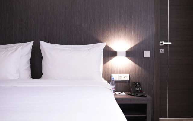 Resident Hotel Kazybek Bi