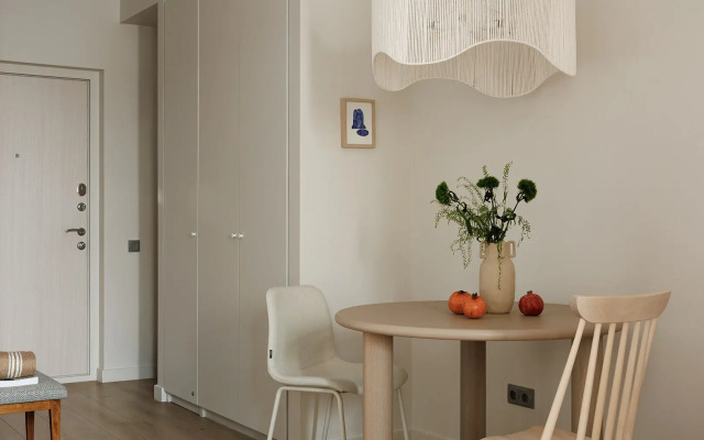 Квартира студия с дизайнерским ремонтом на Уральской