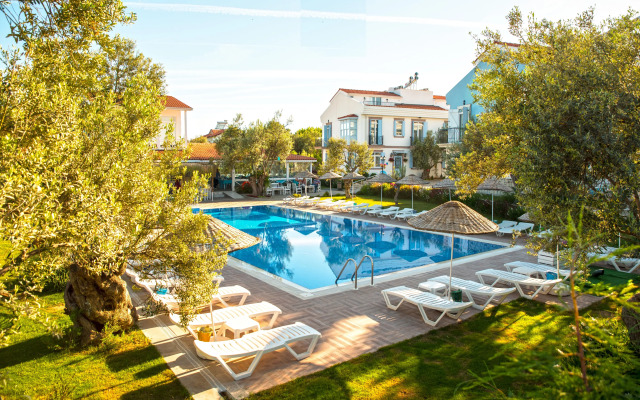 Zeytin Arası Apart Otel