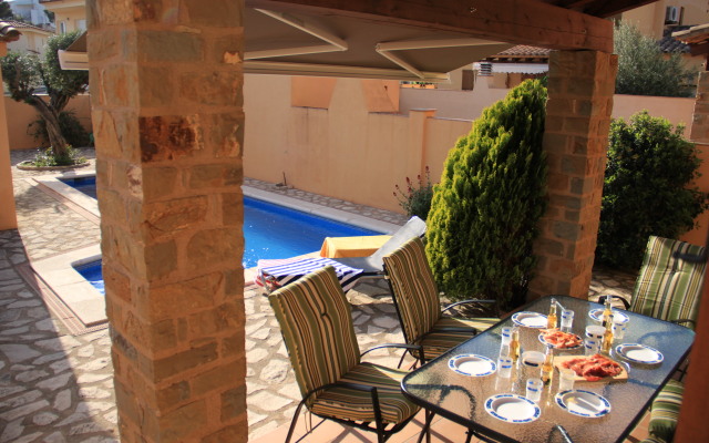 Mariposa Villa