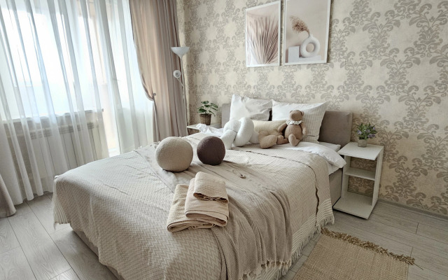Na Prospekte Druzhby 19b Flat