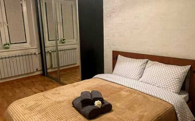 Апартаменты GoldApart на Бейвеля