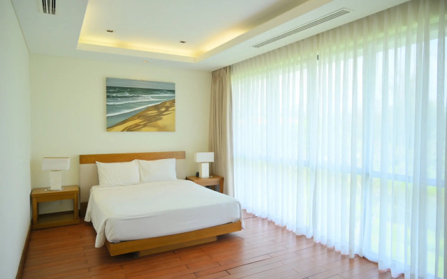 The Ocean Villa