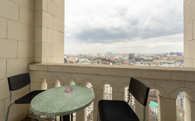 Uluchshennye Na 21 Etazhe Apartment - Apartment in Moscou - Photo 2