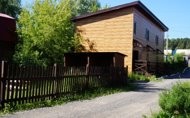 Zajmische baza Gostevoj kompleks