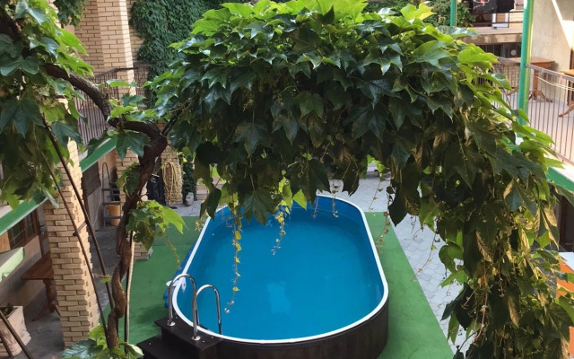 Anisyya Guest house