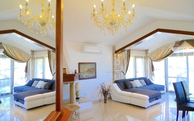 Stone House Poplat Villa