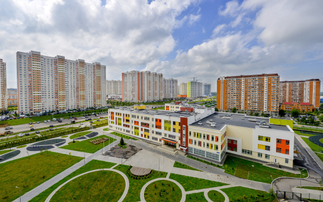 Ms Apts On Rodionova 3 Apartments
