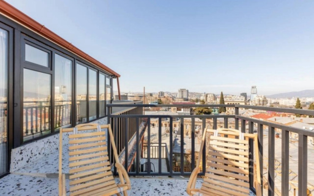 Eagles Nest 2 Apartments