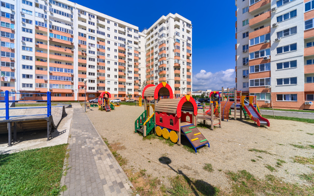 Apartments on Hudyakova 7