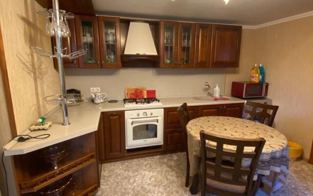 Гостевой Дом У Азы