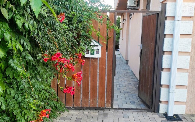 Гостевой дом Людмила