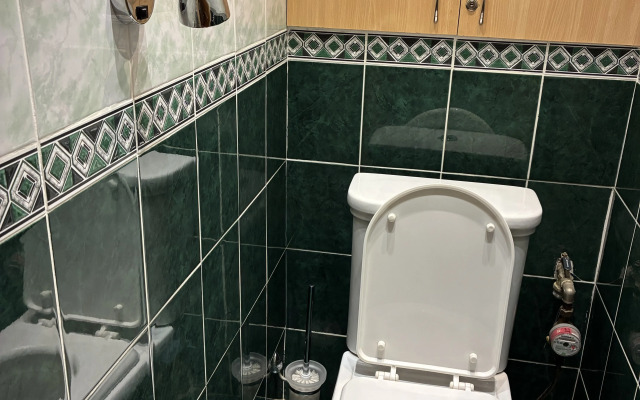 Velikolepnaya Trekhkomnatnaya Kvartira V Samom Tsentre Tuly Flat
