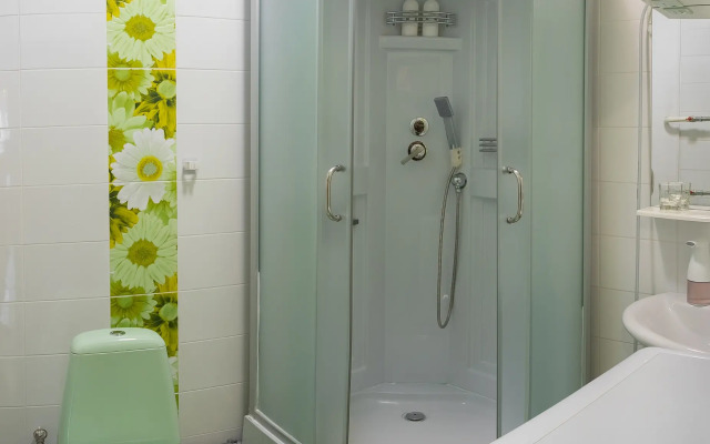 Uyutnaya Yevrodvushka Nedaleko Ot Vokzala Flat