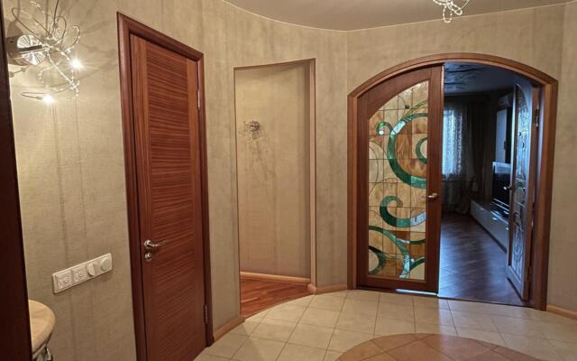 Апартаменты Уютная трёхкомнатная квартира