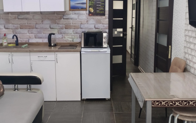 Квартира с Отдельным Входом на Полиграфистов