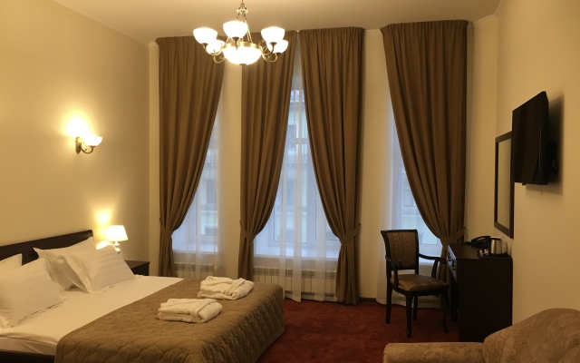 Sonata Nevsky 5 Dvorcovaja ploshhad' Hotel