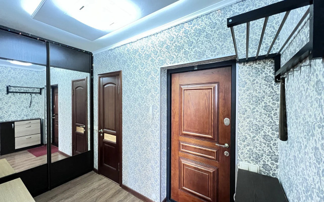 S Sovremennym Remontom I Bytovoy Tekhnikoy Flat