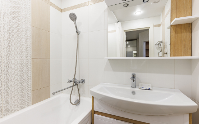 Na Frunze 15 Flat