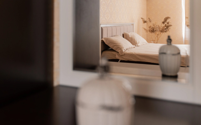 Penthouse Apartment on Batyraya