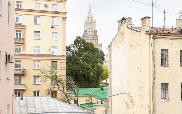 V Tsentre Ryadom Metro I Arbat Flat