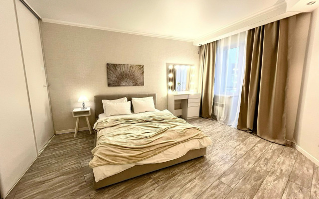 Квартира Неотель мансардная у Чернавского моста, Петровского сквера