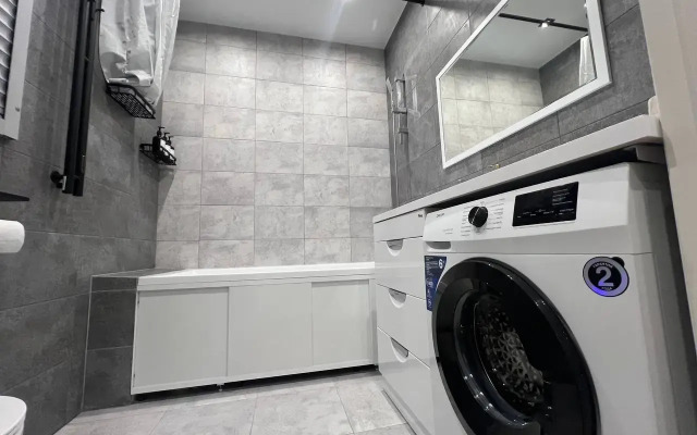 AlexHome v Monino Apartments