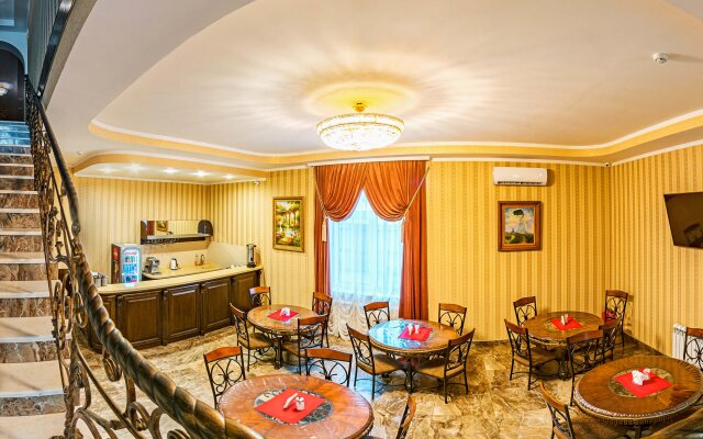 Sakvoyazh Hotel