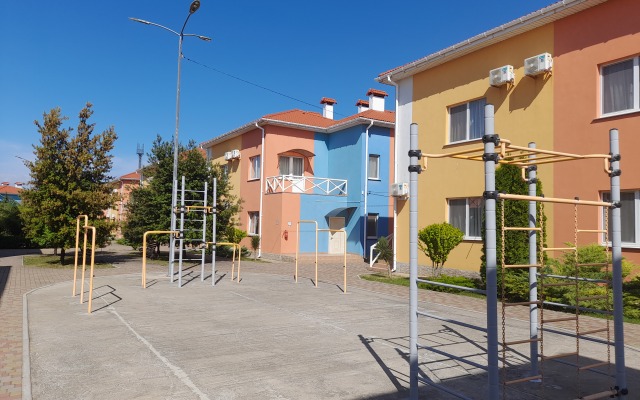 S Lisoy V Sevastopole Apartments