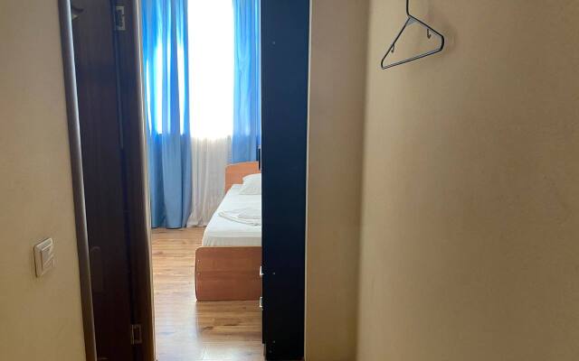 Aleksis Guest House