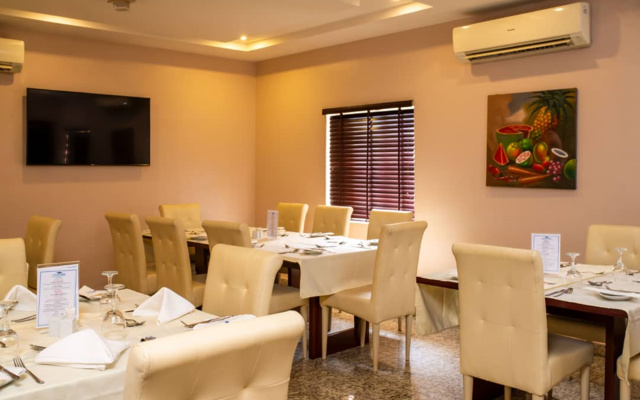 Отель Ace Premier Hotel