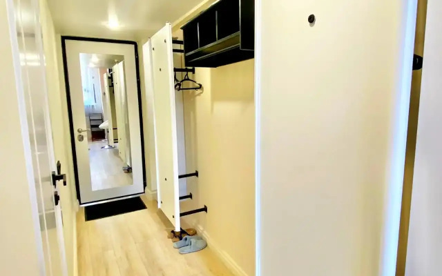 Апартаменты GoldApart на Херсонской